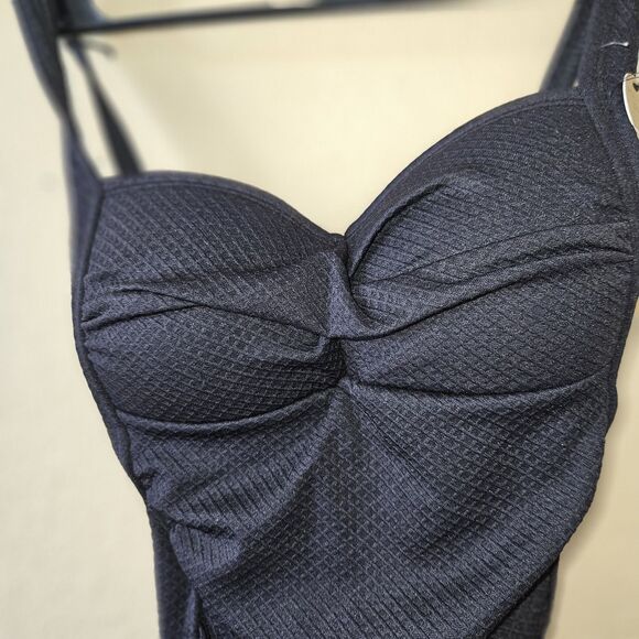 Nip Tuck Swim Slimming One Piece Swimsuit Black Size 6 NWT - Picture 3 of 5